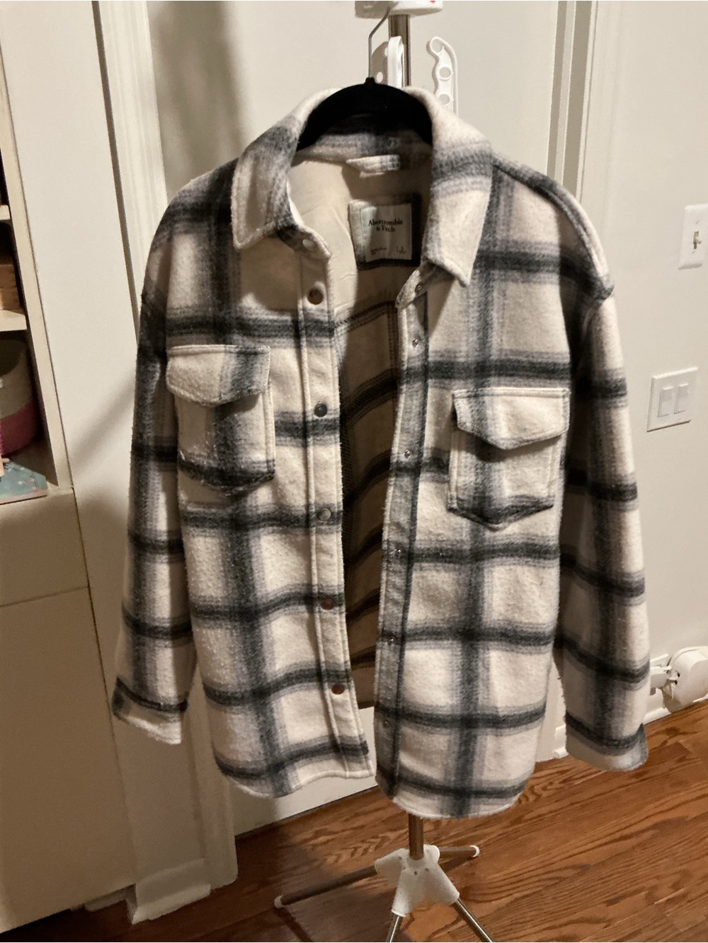 Abercrombie & Fitch Cream and Gray Plaid Shacket